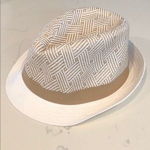 BCBG Maxazria hat